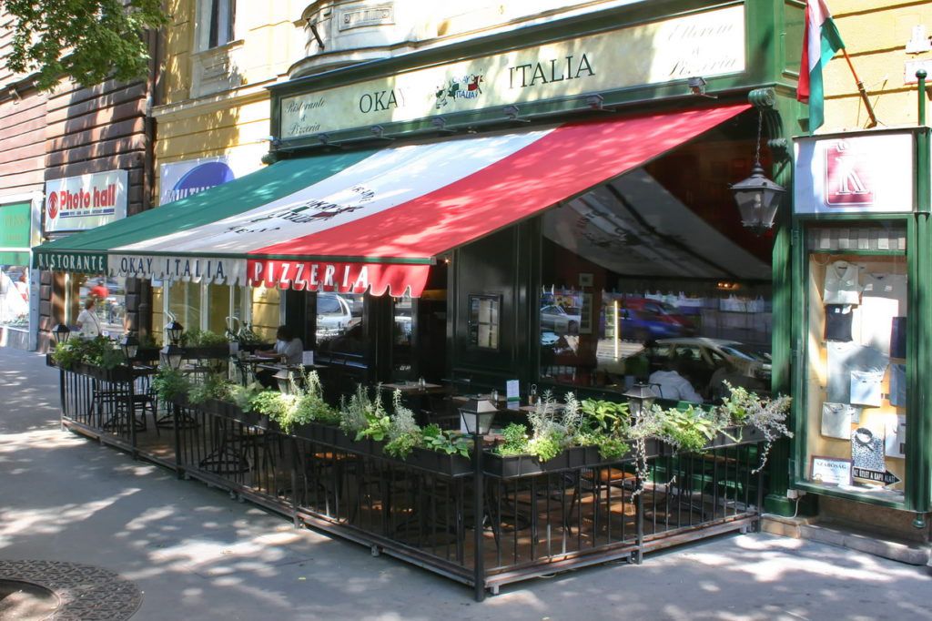 Gigant copertină -Okay Italia Pizzeria