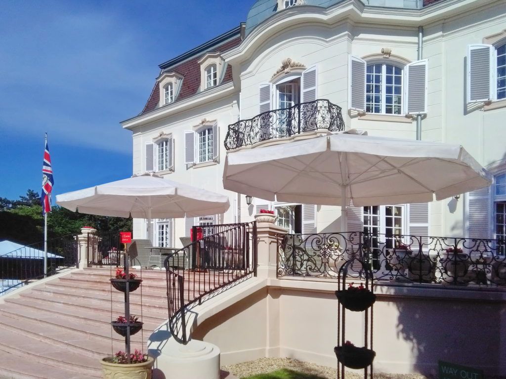 Rollstar a brit nagykövetségen