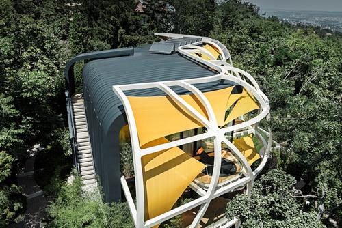 Milyen árnyékoló illik egy extravagáns házhoz?