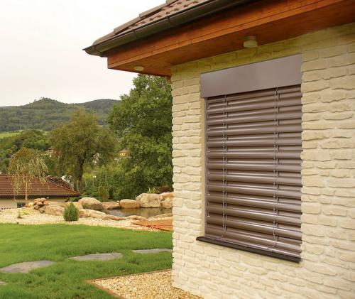 Zsaluzia, immár Z és S lamellákkal is