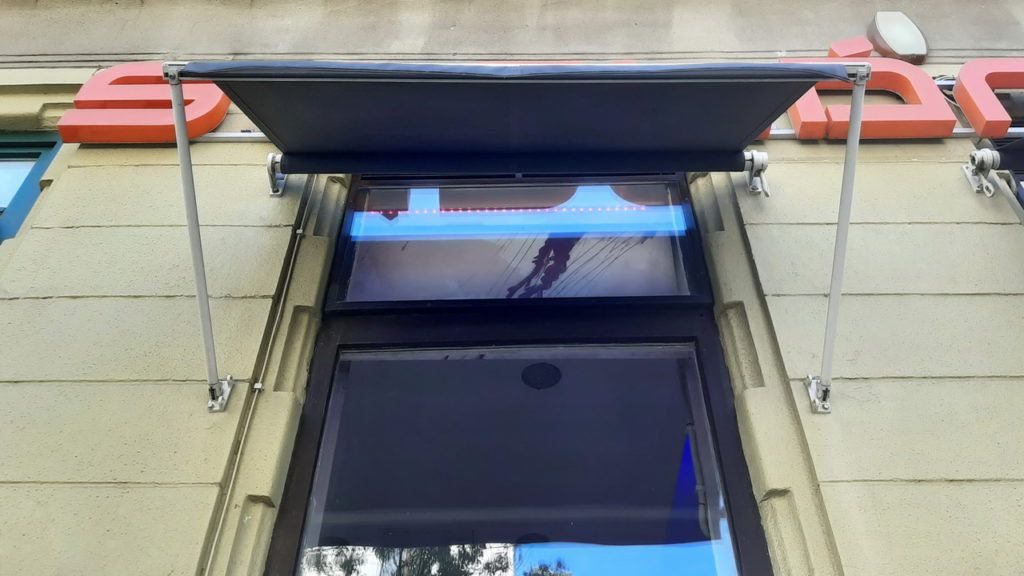 Loggia-Béta copertină -Budapest Kőbánya 3